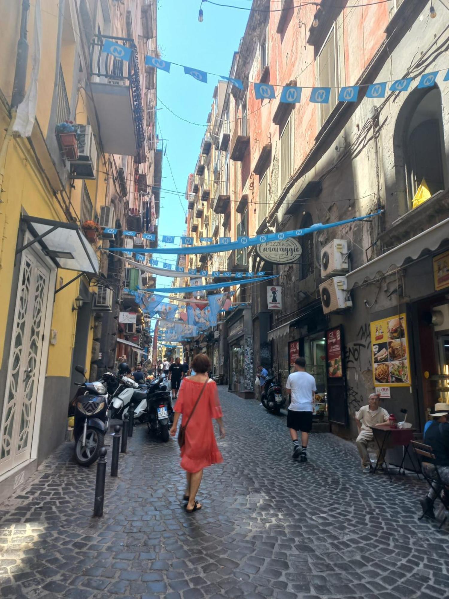 Appartement Il Balconcino Ai Tribunali Napels